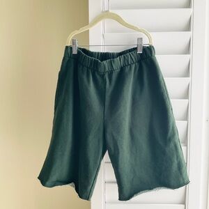 Brandy Melville Forest Green Rosa Sweatshorts